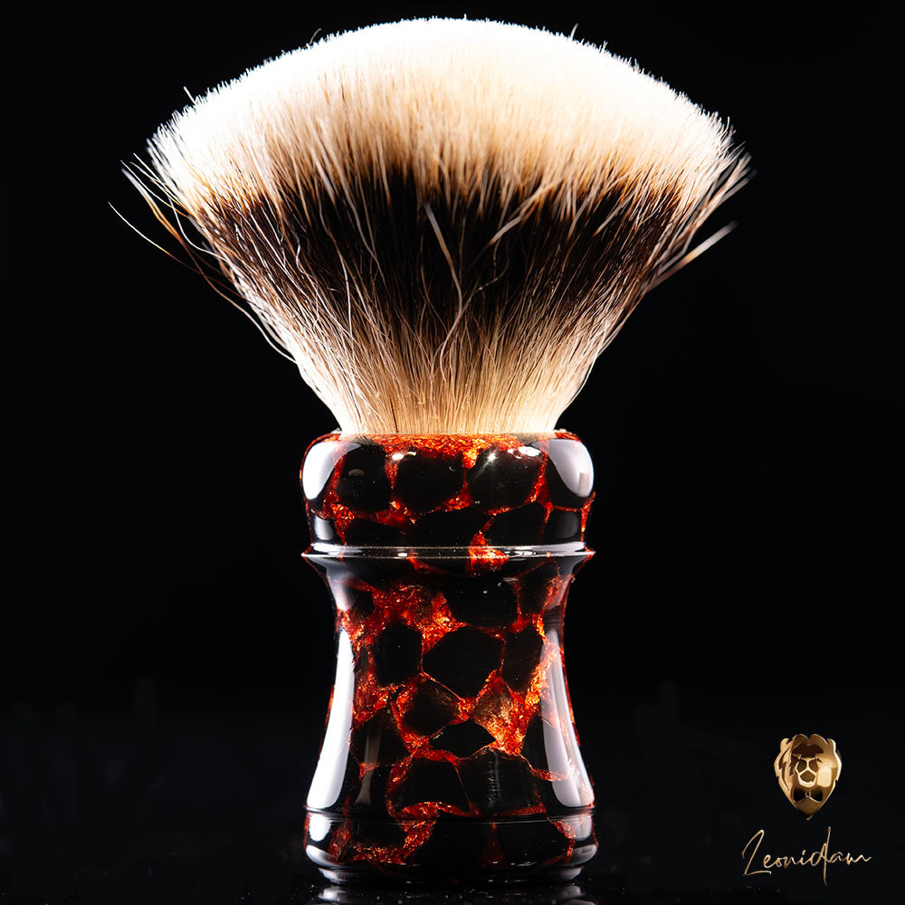 Shaving Brush "Molten Core" 28mm | 225€ - 250€