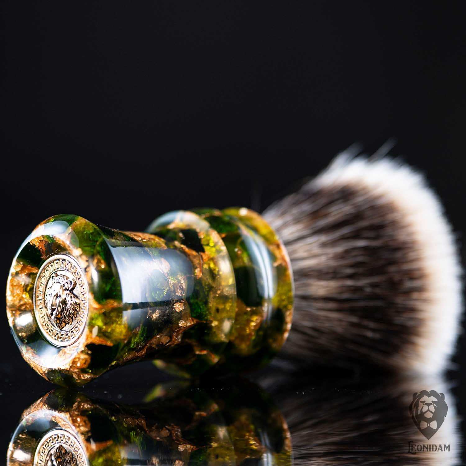 Handmade Shaving Brush "Vertigo" in polished green and gold resin.