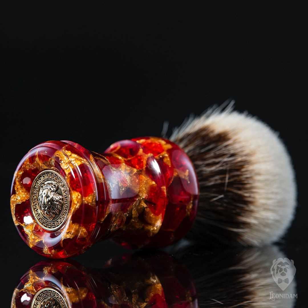 Handmade Shaving Brush "Krypto" in polished red and gold resin